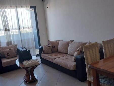 Jepet me qera apartament 2+1+2, Astir