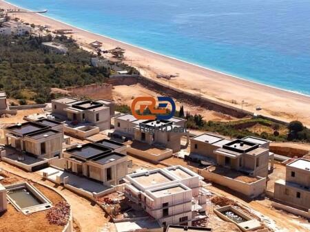 In the "San Nicolas" Residence on the Ionian Sea in Palasa, Super Villa with Pool for Sale!!!