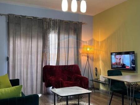 Apartament 1+1 Unaza e Re, Tiranë.