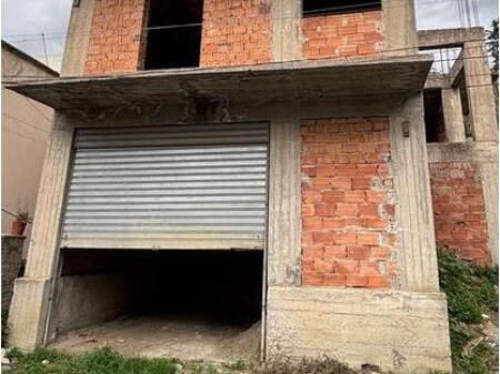 SHITET GODINE BANIMI 3-KATESHE(e pa perfunduar) ,NE LAGJEN "HAJRO ÇAKERRI"!
