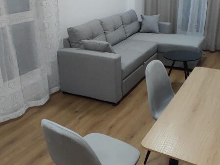 Fresk, jepet me qera apartament 1+1!