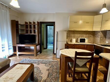 Apartament 1+1 Pazari I Ri