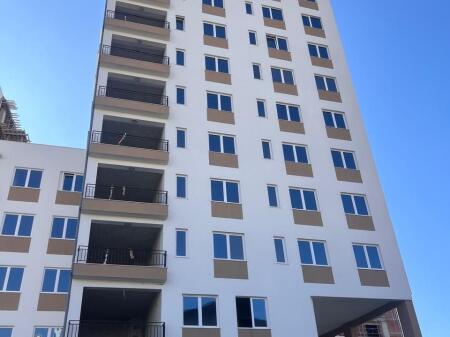 🏡 Shitet apartament 1+1 te Fusha e Aviacionit