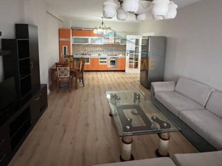 Affitto, Appartamento 2+1, Zogu i Zi, Tirana.