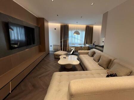 SHITET APARTAMENT 2+1 TEK RRUGA ELBASANIT