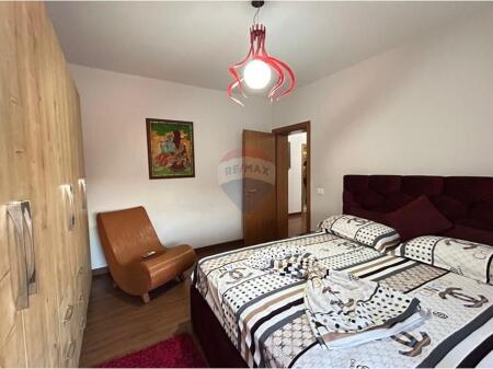 Apartament - Për Shitje - Ambasada Amerikane, Rruga e Elbasanit, Tiranë