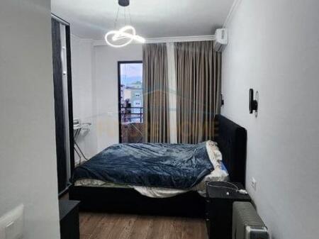 Qera, Apartament 1+1 , Sheshi Wilson, Tirane