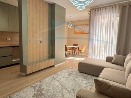 Shitet , Apartament 2+1 Unaza e Re ,Tirane