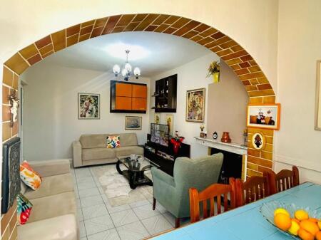 🏡 Vendesi in vendita 2+1 – Mercato Elettrico