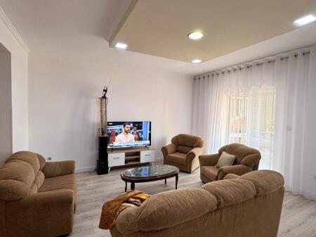 3+1 apartment for rent on Bardhyl Street!