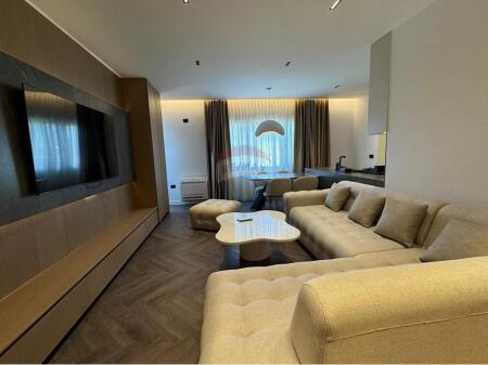 Appartamento di lusso in vendita 2+1+2 Via Elbasanit