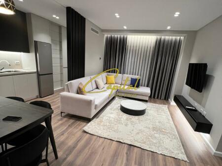 APARTAMENT ME QERA 2+1 ISH FUSHA AVIACIONIT 700 EURO