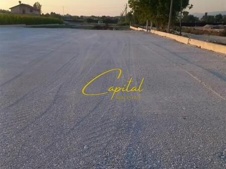 TOKE ME QERA 3000 M2 MEZEZ 100.000 LEKE