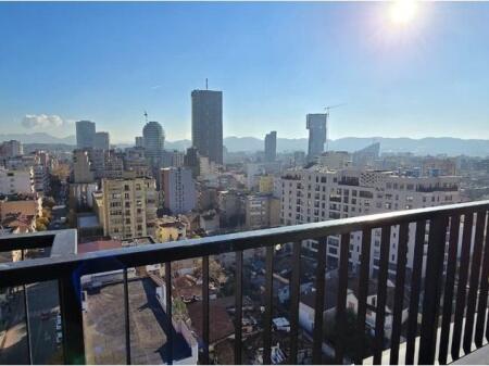 Via Barricadave, Appartamento 1+1 Vuoto + Posto Auto! 800 € /Mese Sup. Totale  76m2