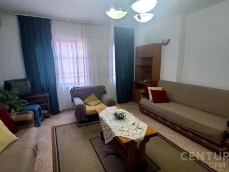 APARTAMENT 1+1 ME QIRA – ISH-BLLOKU, MBRAPA KINEMA AGIMIT 🎯