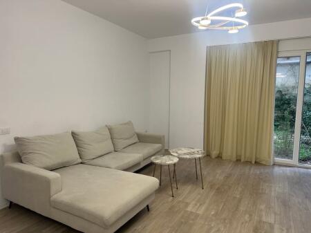Jepet Apartament me Qira – FZ Residence