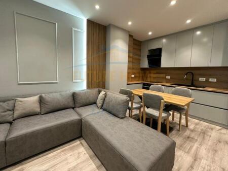 Rent, Apartment 1+1+Parking Spot, Red School, Tirana.