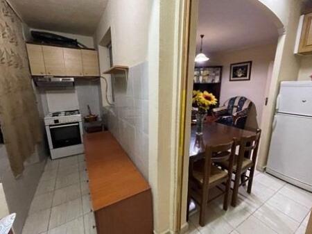 Appartamento 1+1, Ali Dem!