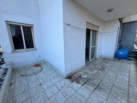 Shitet Apartament 1+1+Verand Okazion