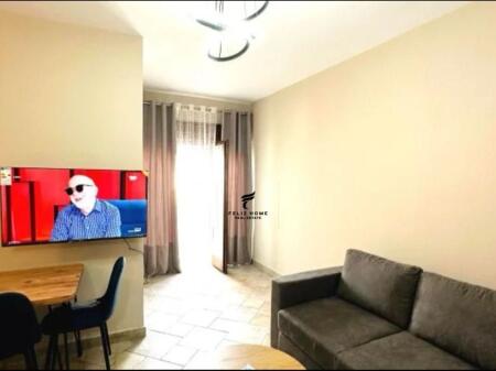 APARTAMENT ME QERA 1+1 QENDER 60.000 LEKE