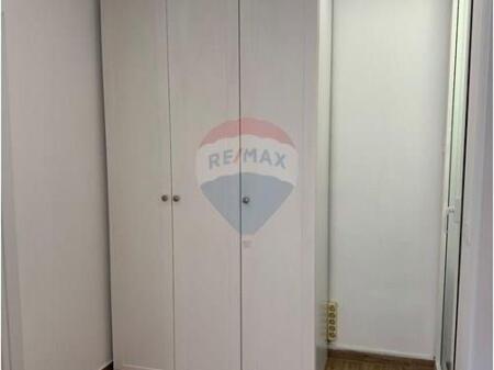 *1+1 near Barrikadave Road.*