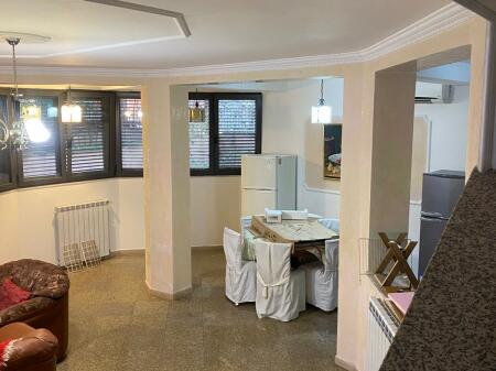 🏢 For Rent – Business Premises 📍 Near the Faculty of Economics