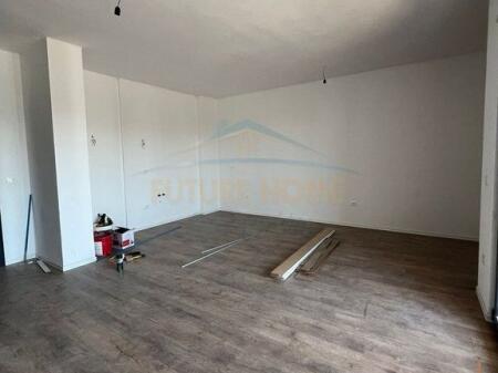 SHITET APARTAMENT 1+1 KOMPLEKSI NDREGJONI, BULEVARDI I RI