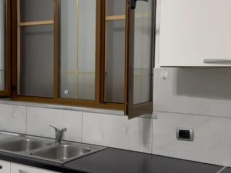 Jepet me qera apartament 1+1 Kopshti Zologjik!