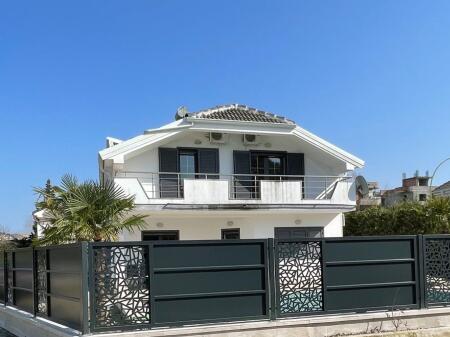 Shitet Vile tek Mali i Robit