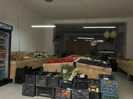 Ambient Biznesi për Shitje – Fresk, pranë Shkollës 9-vjeçare “Qesarake”