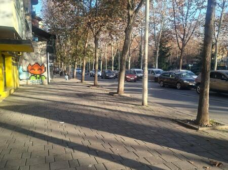 NEGOZIO IN AFFITTO  130 m2 EX ESPOSIZIONE 2.500 euro