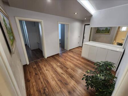 me qira 2+1 ne bllok