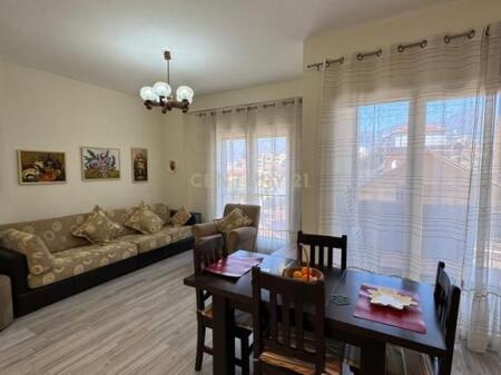 JEPET ME QERA APARTAMENT 2+1+2 NE MEDRESE 650 € /Muaj