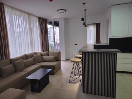 🏡 Jepet me Qira – Apartament 2+1, Liqeni i Thatë, Forest Green
