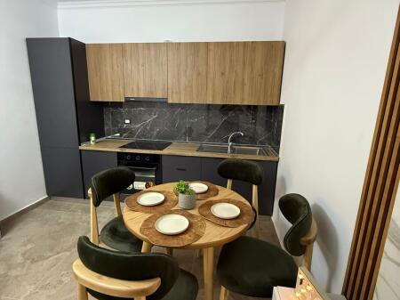 Shitet Apartament 1+1 me Depo dhe Parkim – Shkëmbi i Kavajës