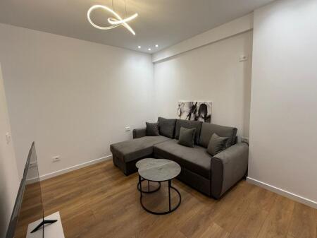 Apartament 1+1 Ne Shitje - Komuna e Parisit