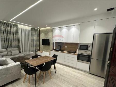 Apartment 1+1 for rent at Zogu i Zi