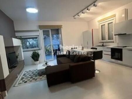 Qera, Apartament  1+1, Kopeshti Botanik, 600 euro/muaj