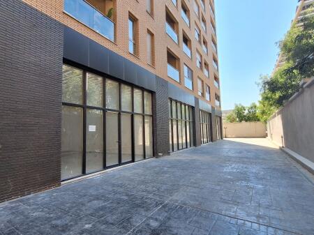 Opportunity! Shop for sale in Xhamlliku Tirana