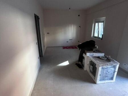 Rent, Apartment 1+1+ Parking Spot, Selite, Tirana