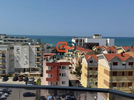 Ne Golem , Shitet Apartament 2+1 Me Pamje Nga Deti!!