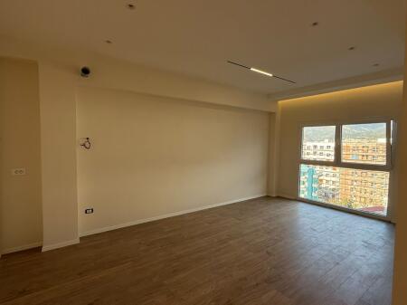 APARTAMENT 1+1 PER SHITJE NE ALI DEM