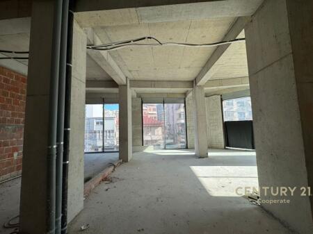 OFFICE SPACE FOR RENT ON BARRICADES STREET