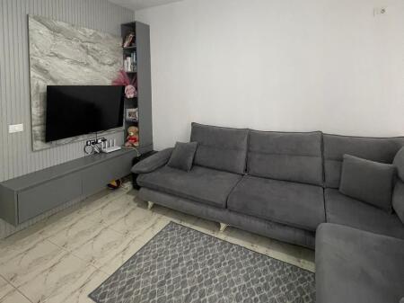 Rezidenca Avid, apartament 2+1+2 me qera 65,000 leke