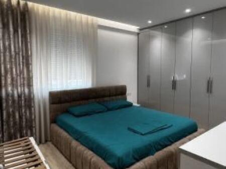 Apartament me qera 1+1