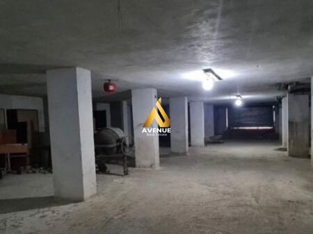 2 Poste Parkimi në Shitje – Condor Center, Rruga e Kavajës, Tiranë