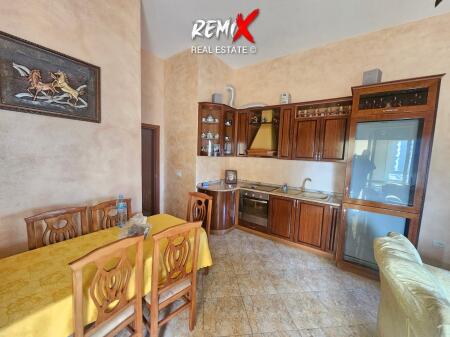 🏖️ SHITET APARTAMENT 3+1, VOLLGA – PAMJE DETI