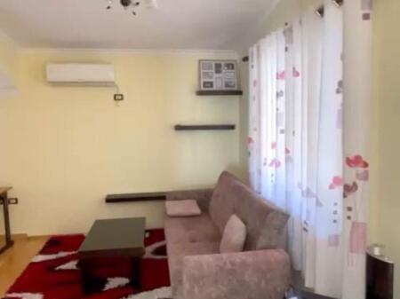 Jepet Apartament 2+1 me Qera tek Sofra e Ariut Tek Ekonomiku