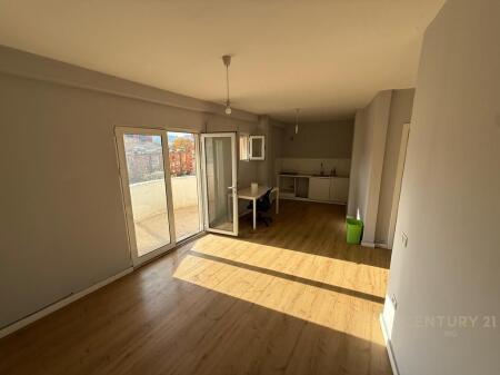 Apartament 1+1 në Myslym Shyr!