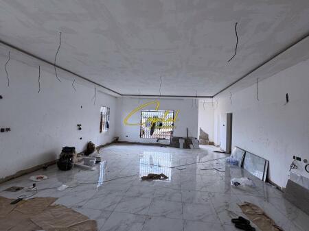 LOCALE COMMERCIALE IN AFFITTO 65 M2 ZOGU I ZI 60.000 LEKE